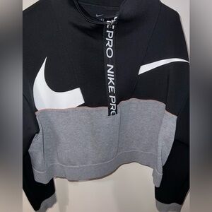 Nike dri-fit sweatshirt